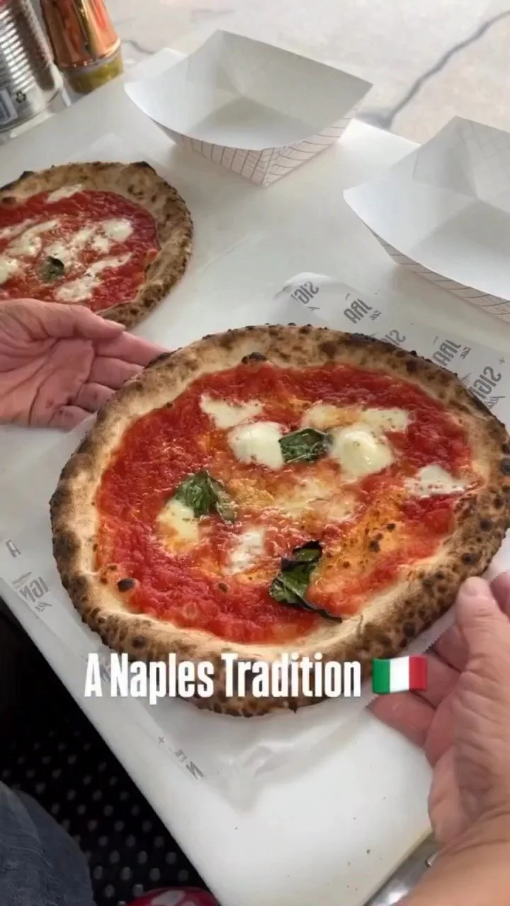 Pizza Portofoglio con ingredienti freschi e saporiti