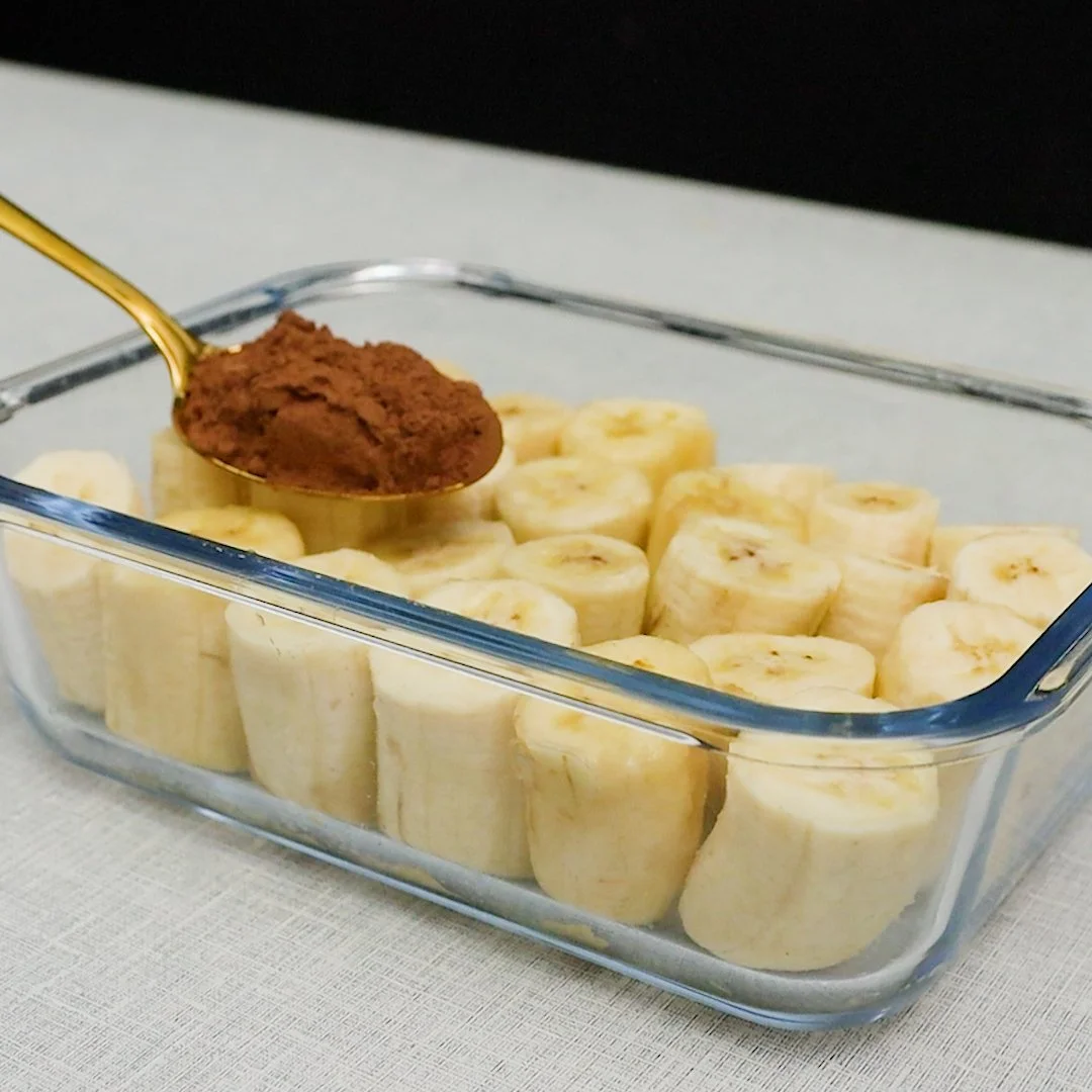 Banane al Cioccolato pronte da gustare, un dolce semplice e gustoso.