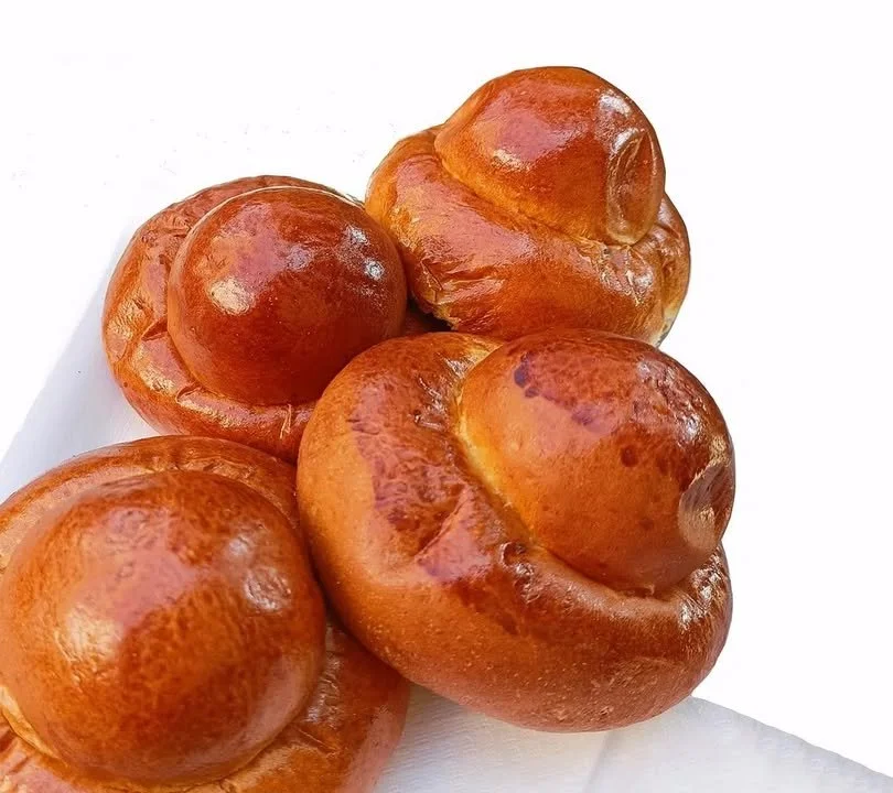 Brioche col tuppo siciliana freschissima e profumata