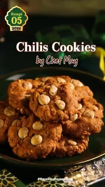 Plate of freshly baked Chilli Cookies with a hint of spice