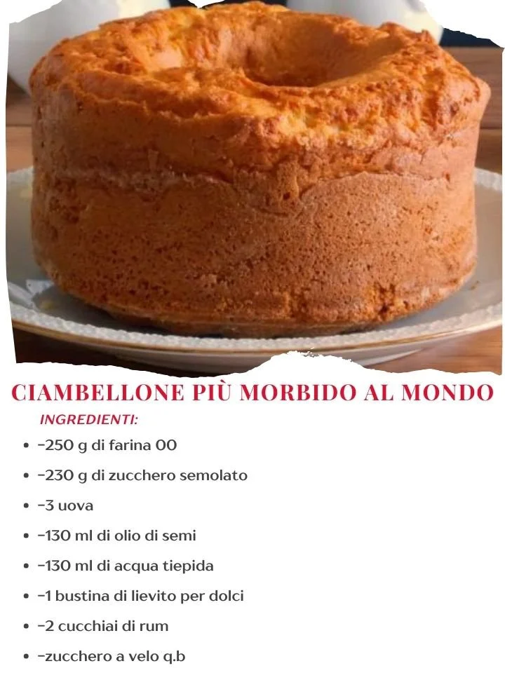 Ciambellone morbido appena sfornato con zucchero a velo