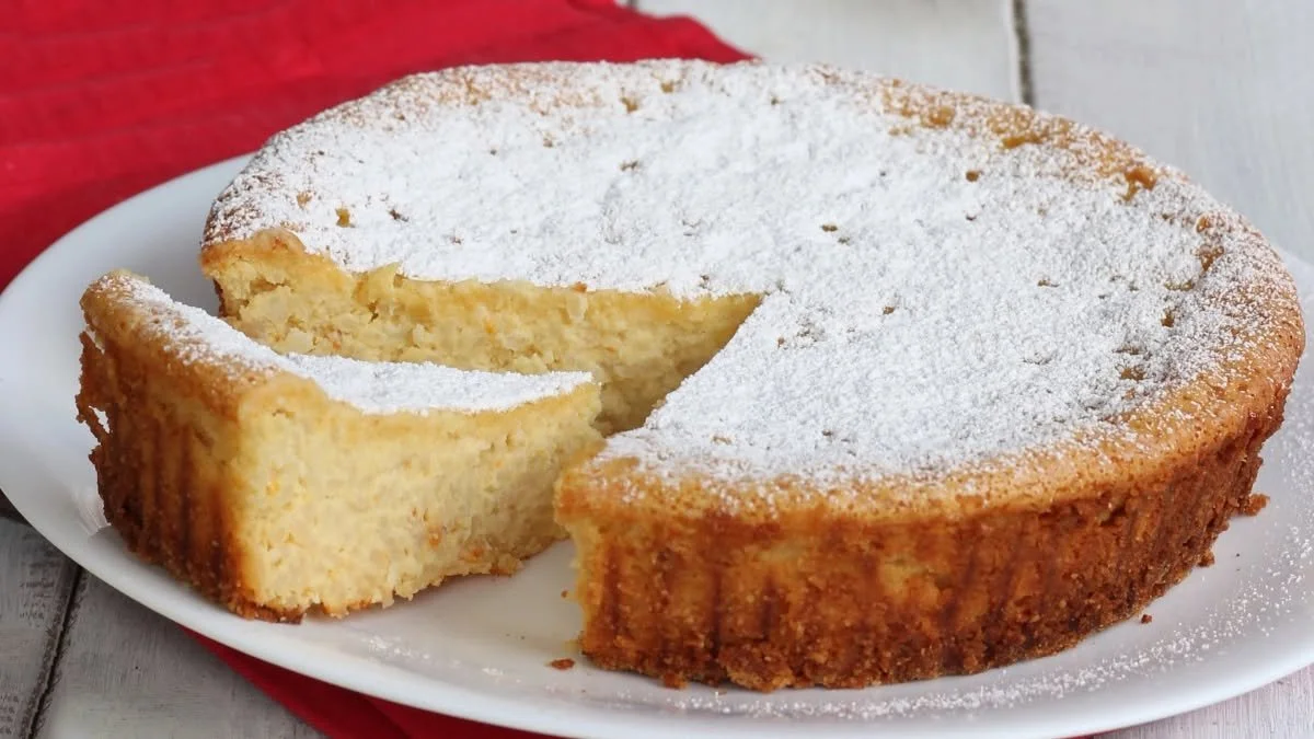 Delicious Emilie's Rice Tart with a golden crust and creamy filling.