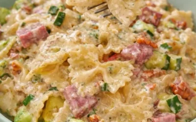 Farfalle pasta dish with zucchini, prosciutto, and Philadelphia cream cheese